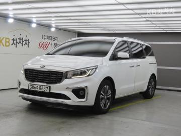 Kia Carnival 9인승 2.2 디젤 럭셔리 — foto 1