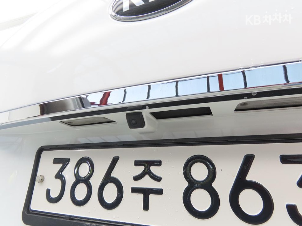 Kia Carnival — miniaturë 16