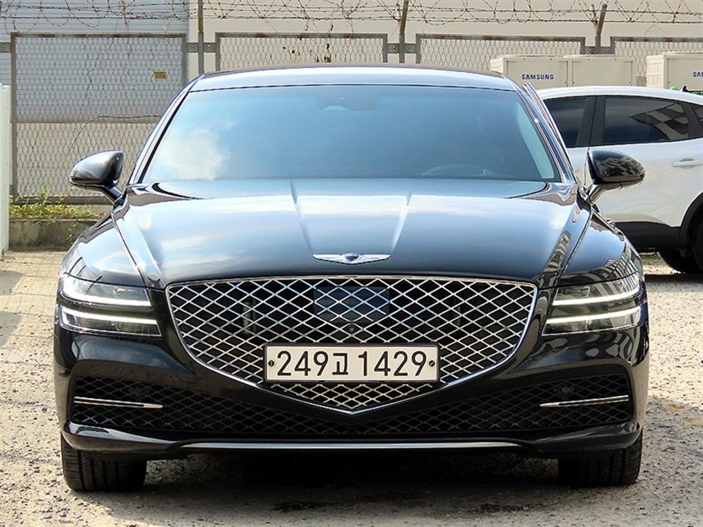 جينيسيس G80