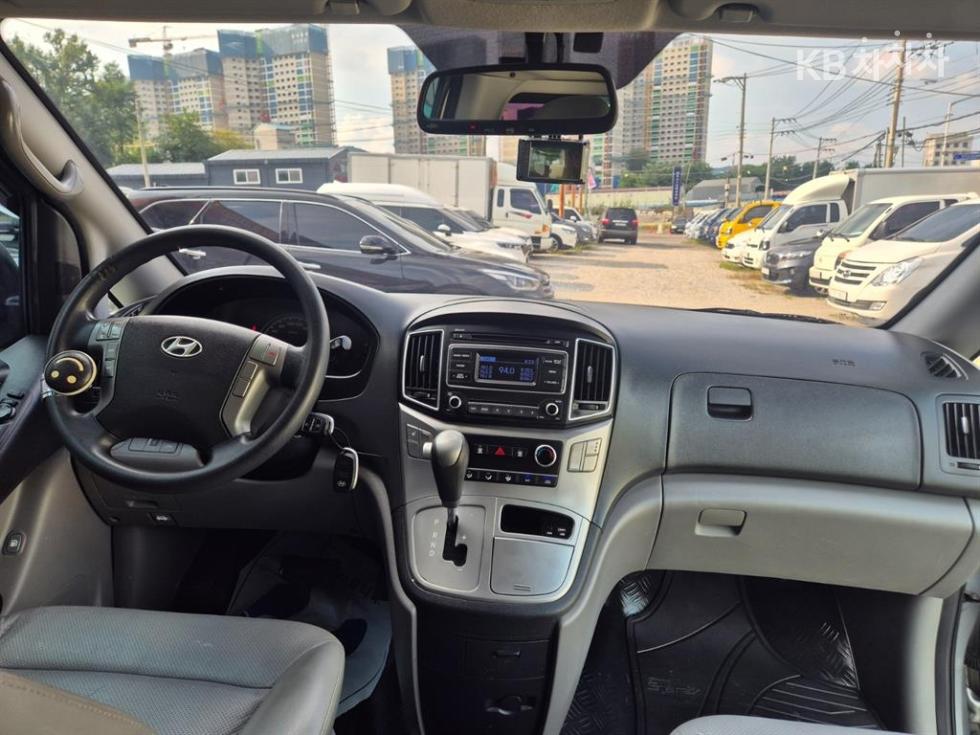 Hyundai Starex — miniaturë 7