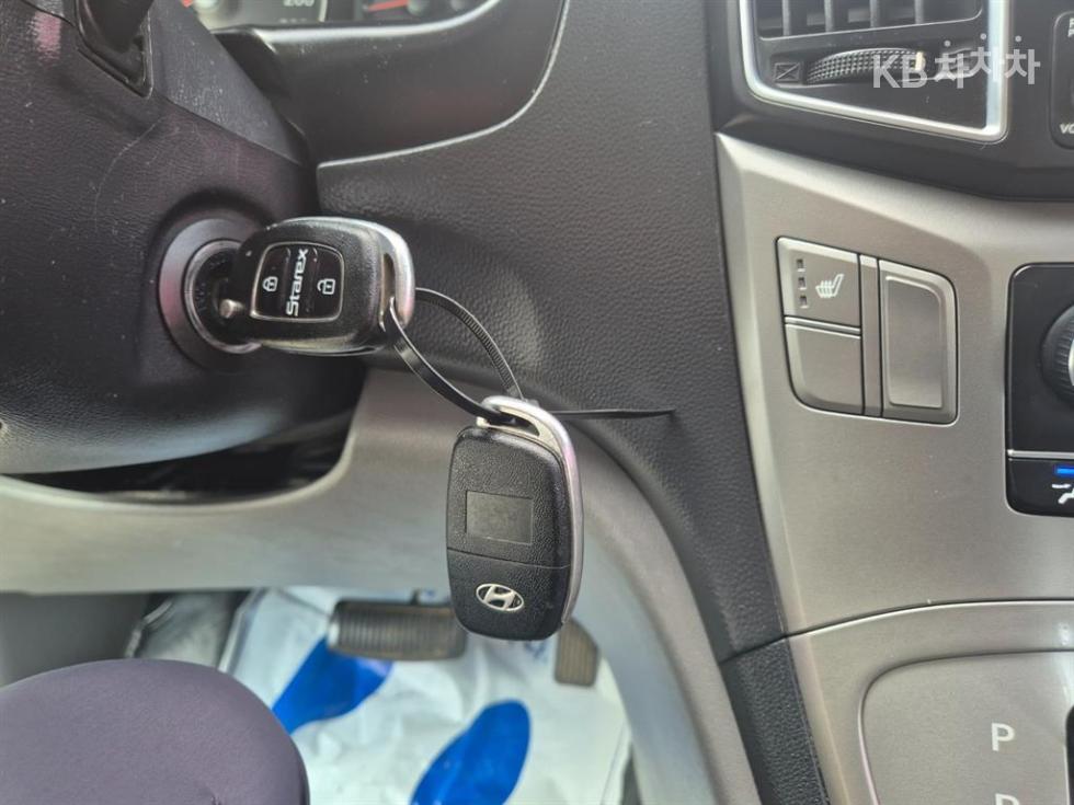 Hyundai Starex — miniaturë 16
