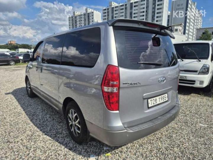 Hyundai Starex — miniaturë 4