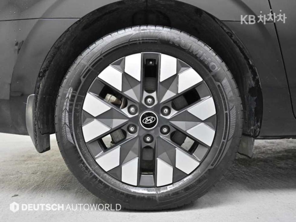 Hyundai Staria — miniaturë 5