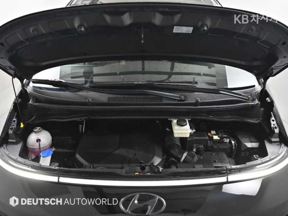 Hyundai Staria — miniaturë 6