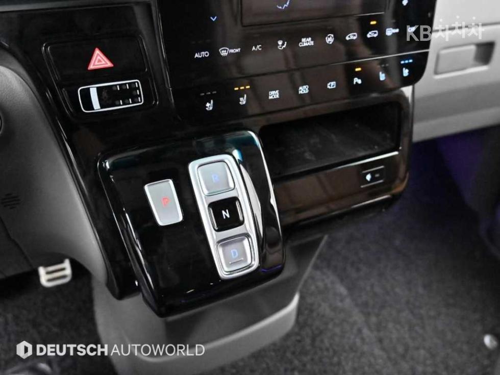 Hyundai Staria — miniaturë 9