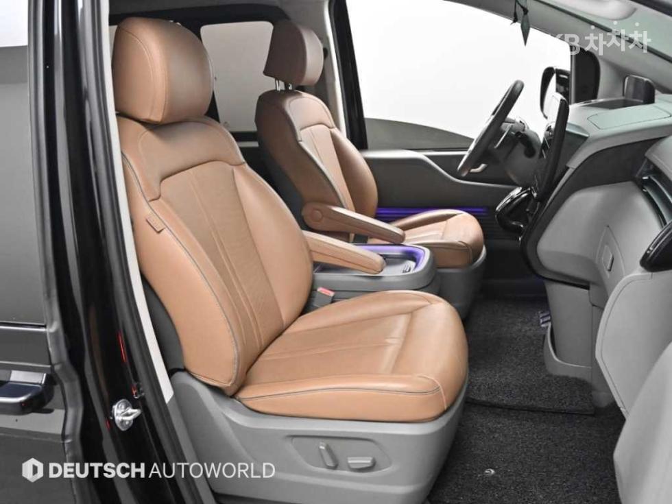Hyundai Staria — miniaturë 10