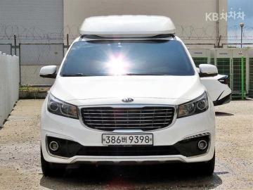 Kia Carnival 9  seats 2.2  diesel  high-roof-limousine  noblesse — foto 1