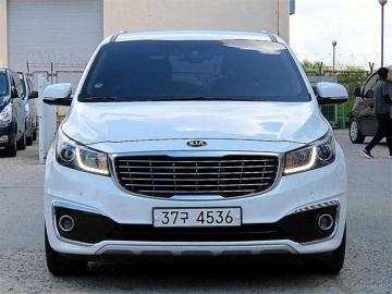 Kia Carnival 7-seater Limousine President — foto 1