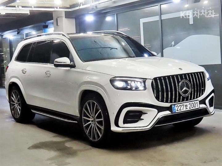 Mercedes-Benz GLS-Class BASE MODEL