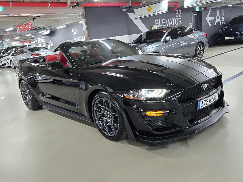 2019 ford mustang GT Convertible premium