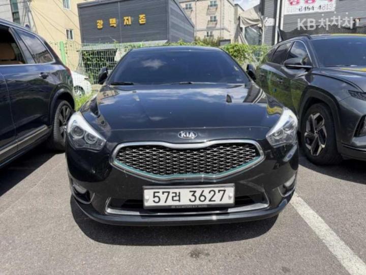 Kia K7 700h Luxury — foto 1
