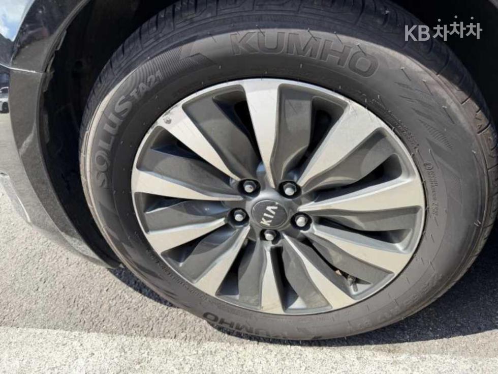 Kia K7 — miniaturë 6