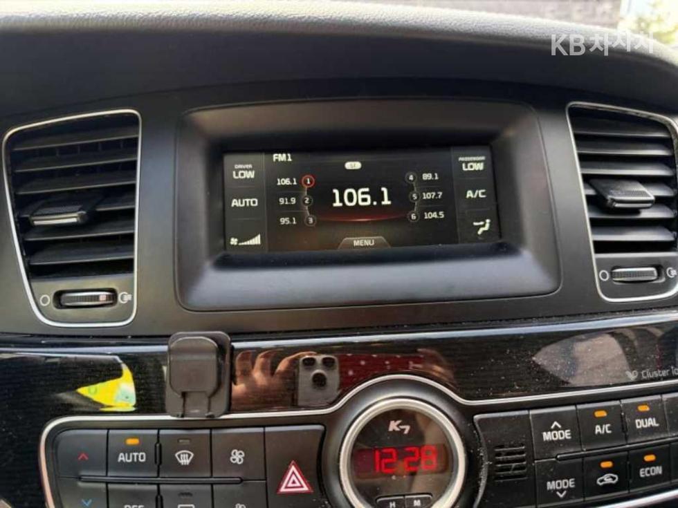 Kia K7 — miniaturë 12