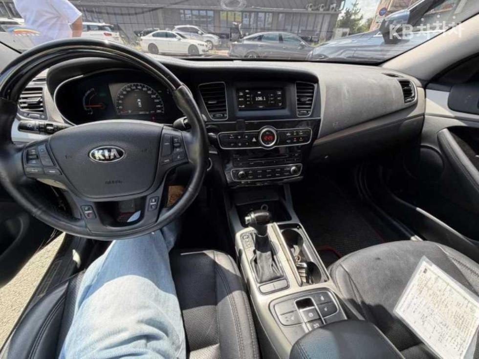 Kia K7 — miniaturë 13