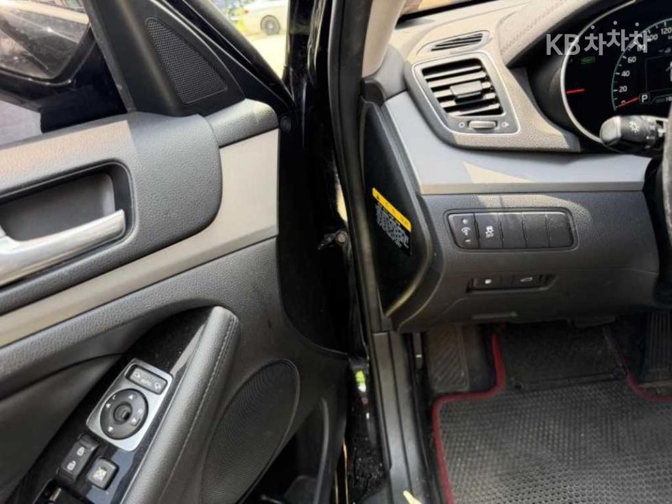 Kia K7 — miniaturë 16