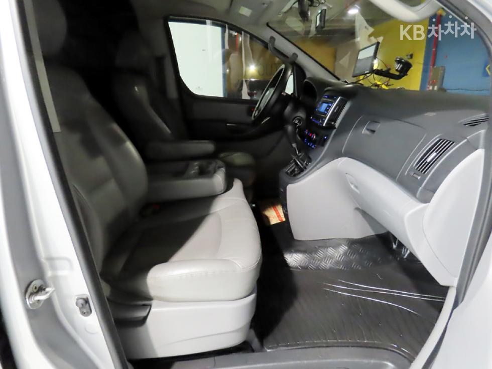 Hyundai Starex — miniaturë 8