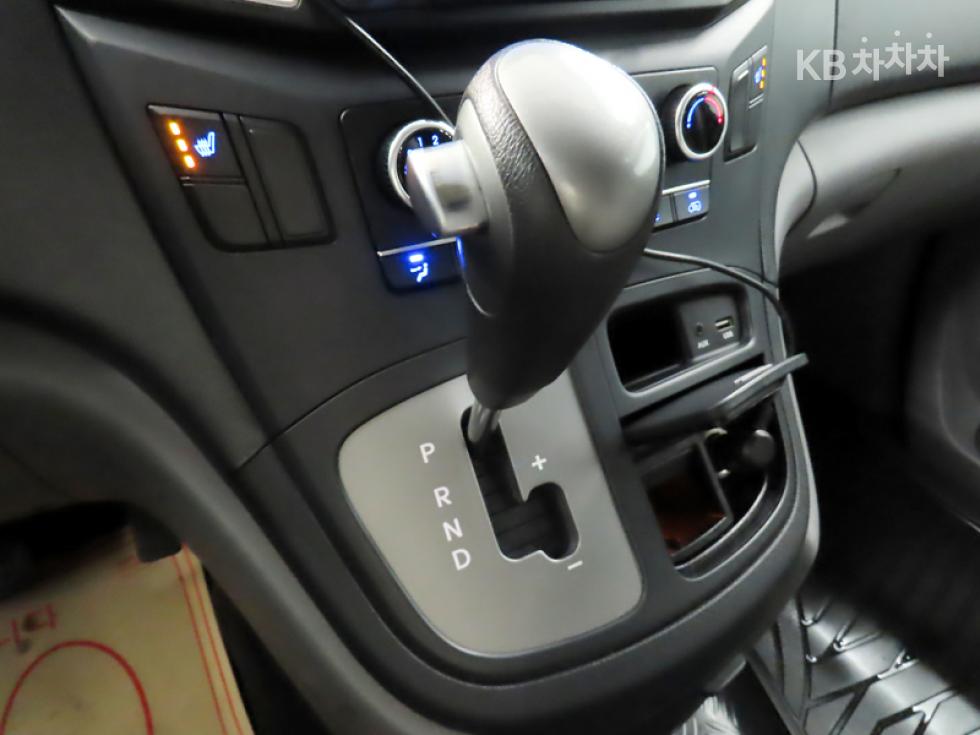 Hyundai Starex — miniaturë 13