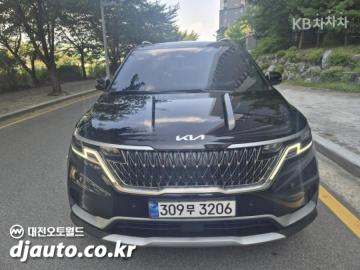 Kia Carnival Diesel 9-Seater Prestige — foto 1