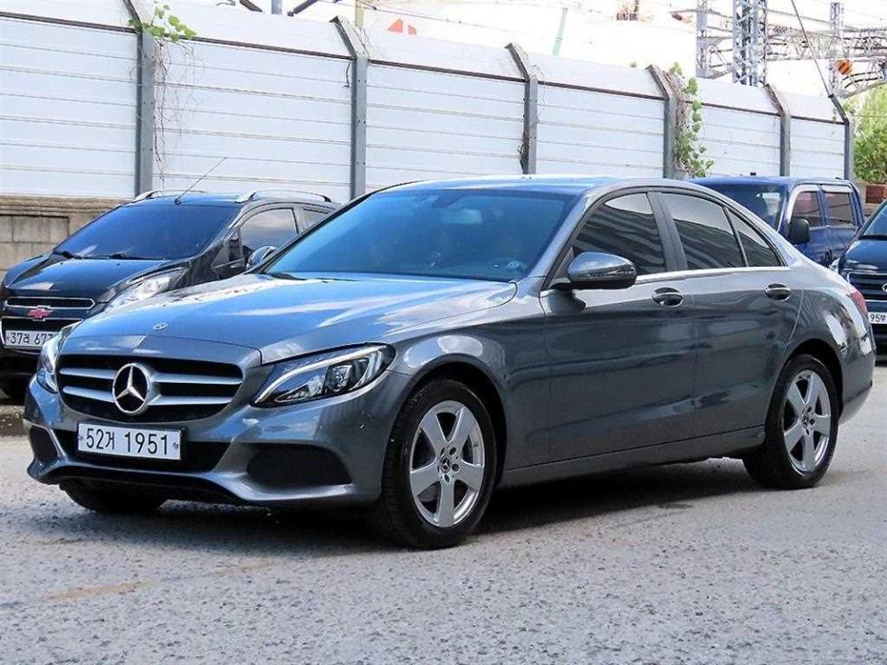 مرسيدس C-Class