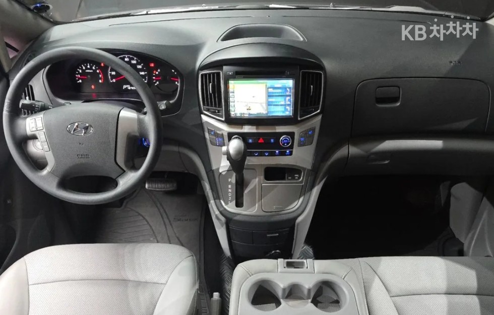 Hyundai Starex — miniaturë 7