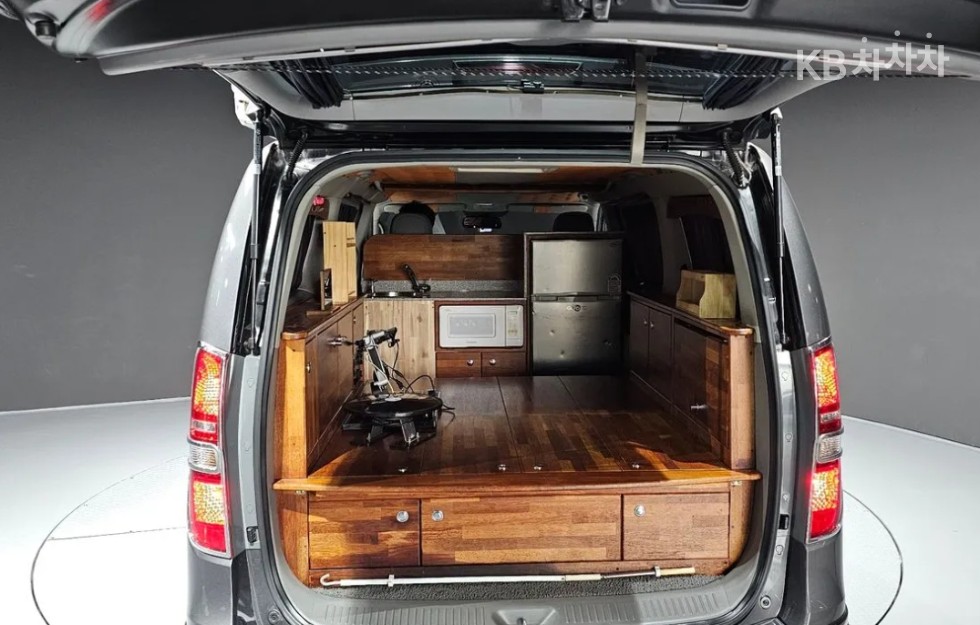 Hyundai Starex — miniaturë 20