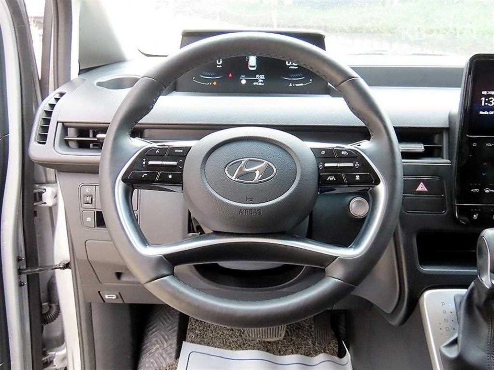 Hyundai Staria — miniaturë 9