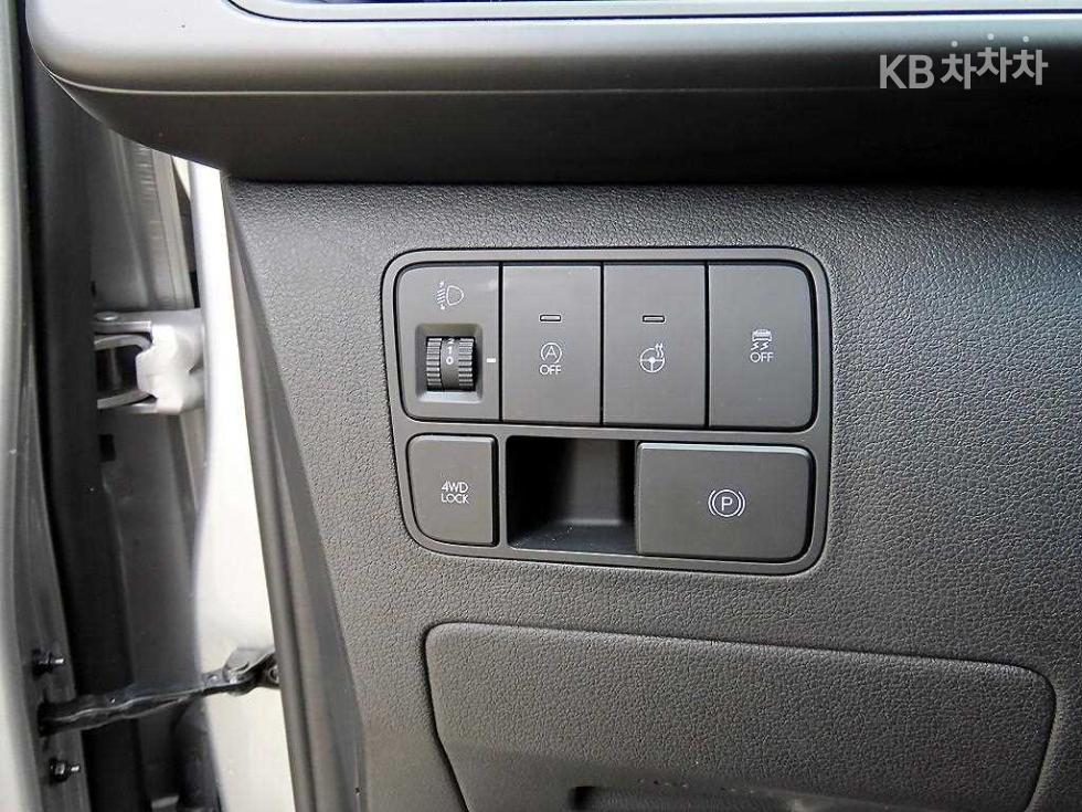 Hyundai Staria — miniaturë 13