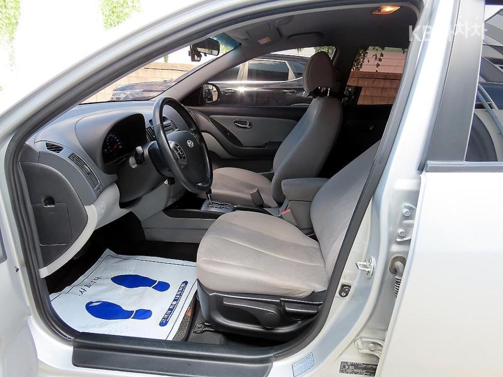 Hyundai Avante — miniaturë 5