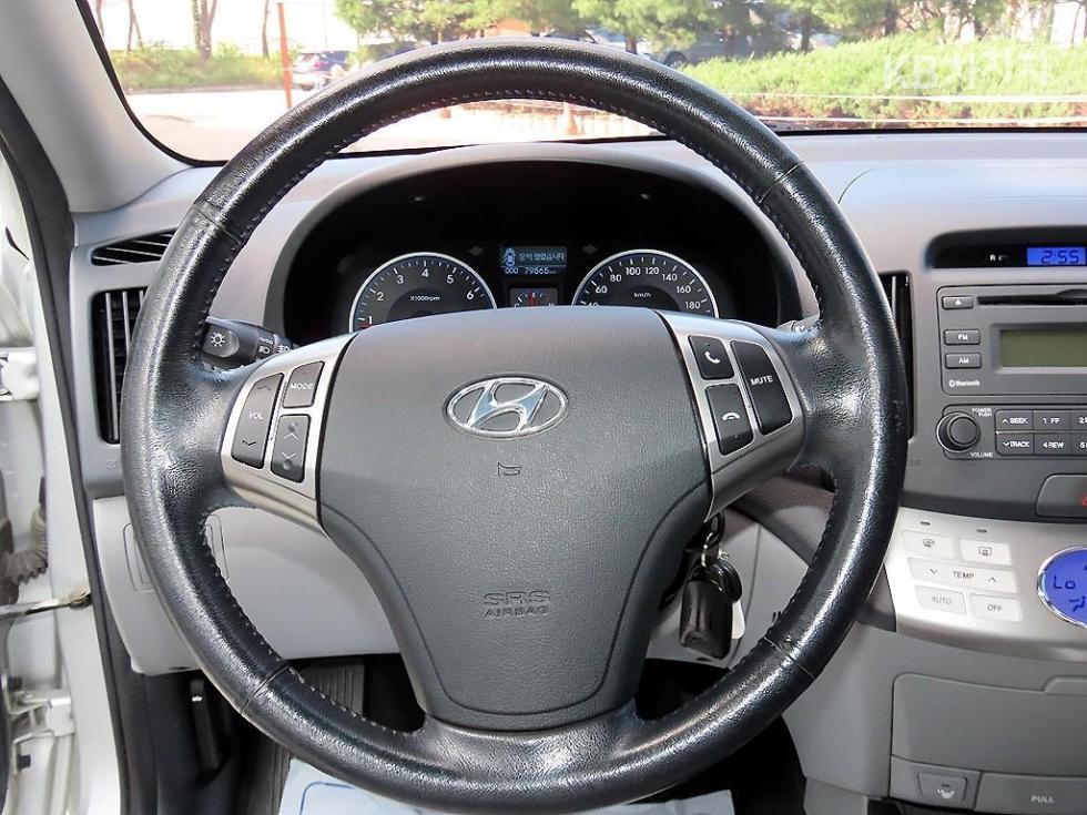 Hyundai Avante — miniaturë 8
