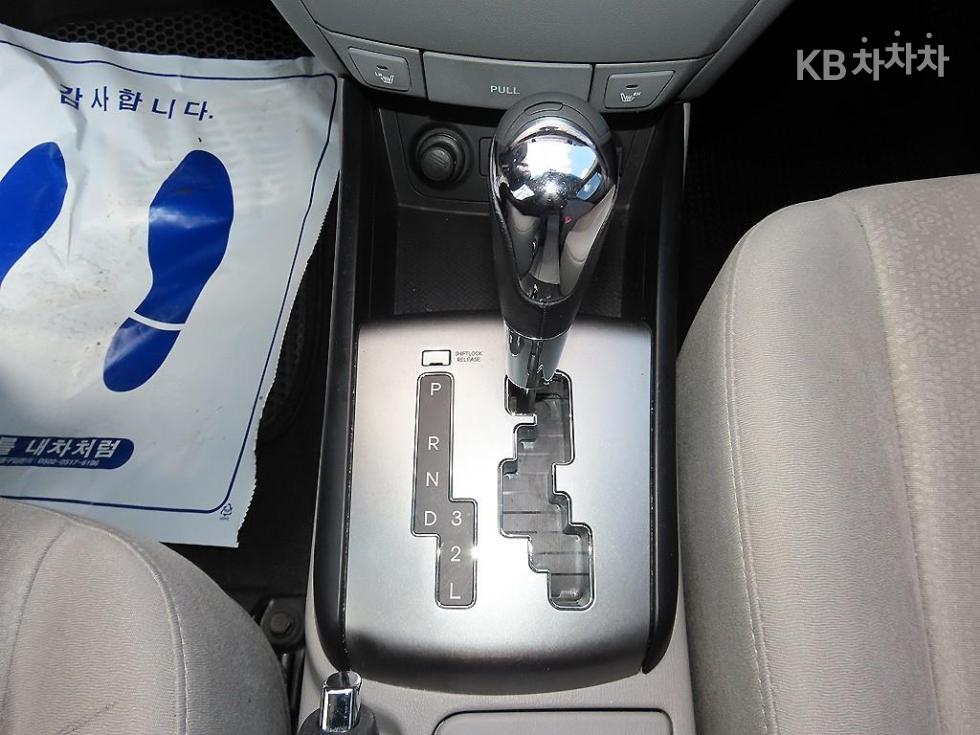 Hyundai Avante — miniaturë 10