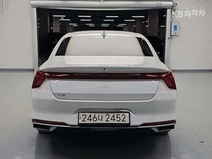 Kia K8 — miniaturë 3