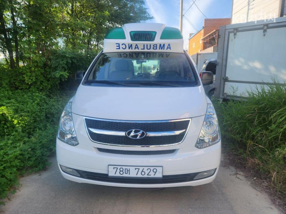 Hyundai Grand Starex