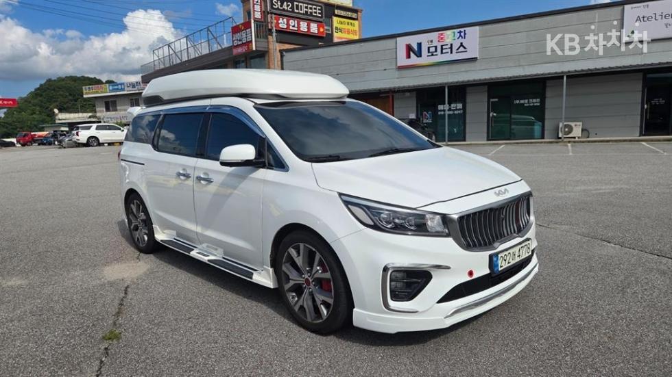 Kia Carnival — miniaturë 2