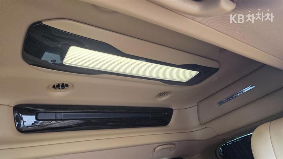 Kia Carnival — miniaturë 9