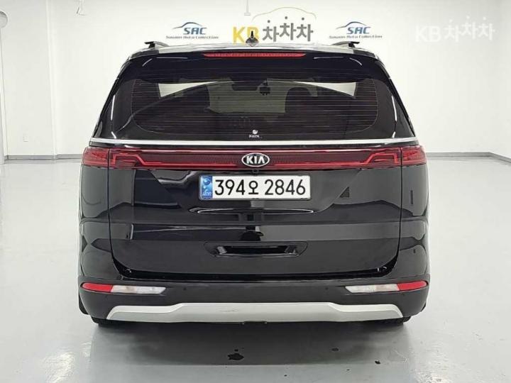 Kia Carnival — miniaturë 3