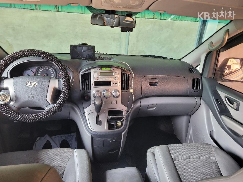 Hyundai Starex — miniaturë 3