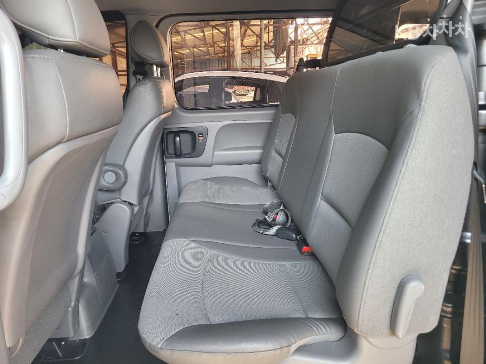 Hyundai Starex — miniaturë 11