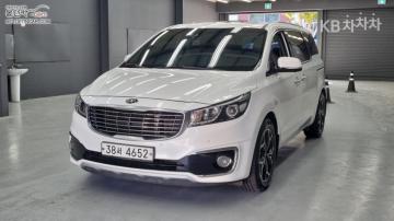 Kia Carnival 9인승 2.2 디젤 노블레스 — foto 1
