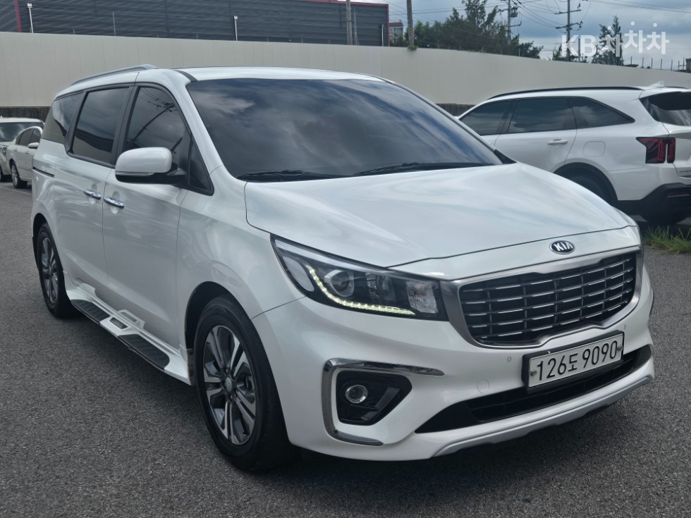 Kia Карнивал
