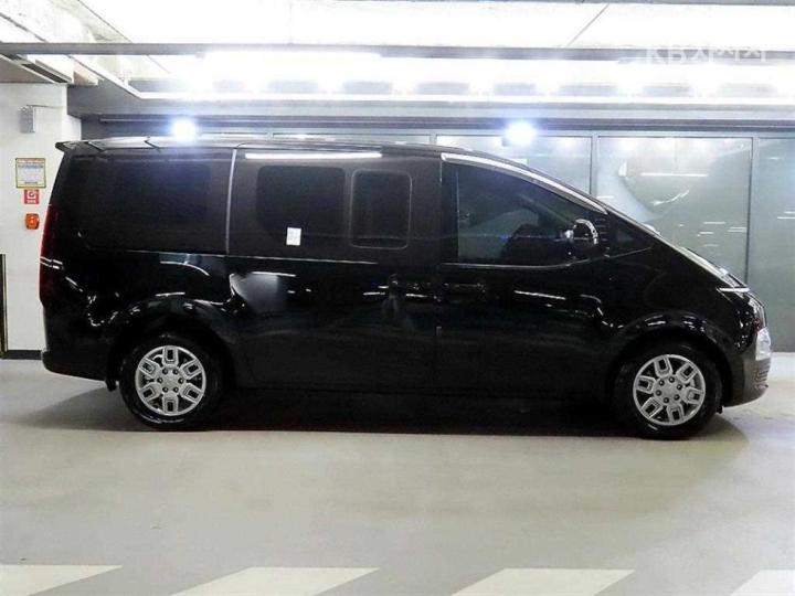 Hyundai Staria — miniaturë 3