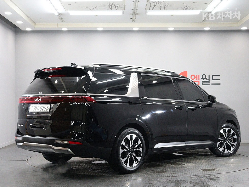 Kia Carnival — miniaturë 3
