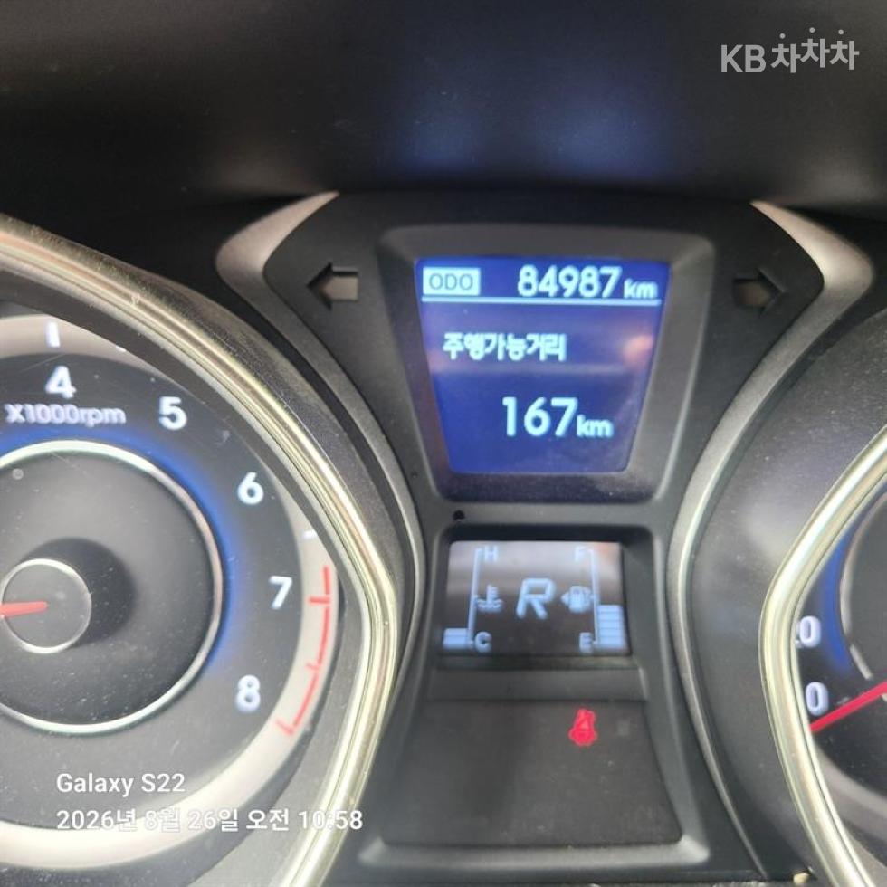 Hyundai Avante — miniaturë 14
