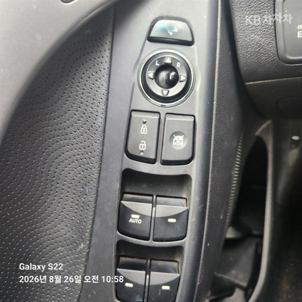 Hyundai Avante — miniaturë 16