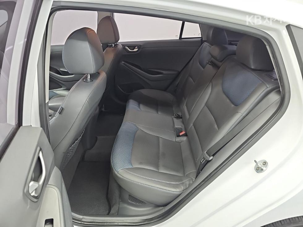 Hyundai IONIQ — miniaturë 12
