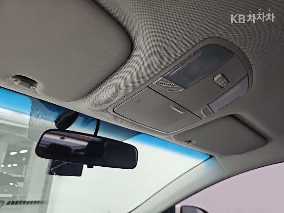 Hyundai IONIQ — miniaturë 15