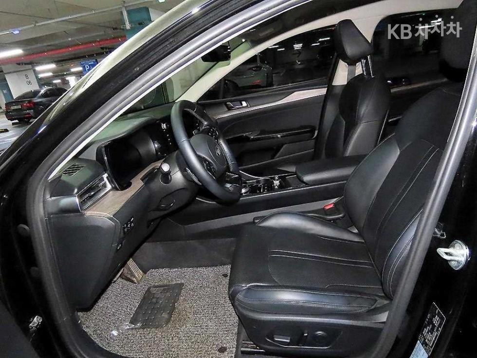 Kia K5 — miniaturë 6