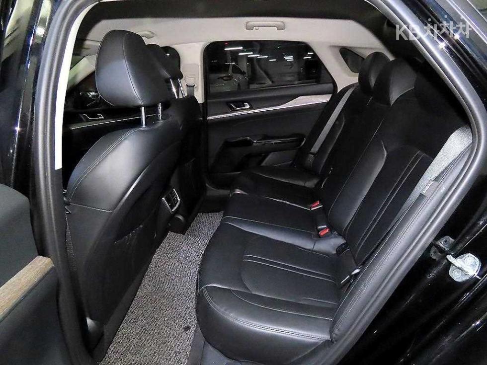 Kia K5 — miniaturë 7