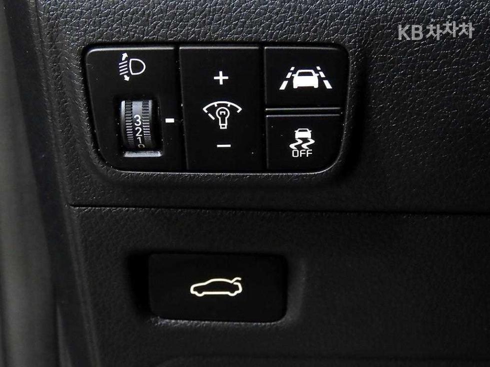 Kia K5 — miniaturë 14