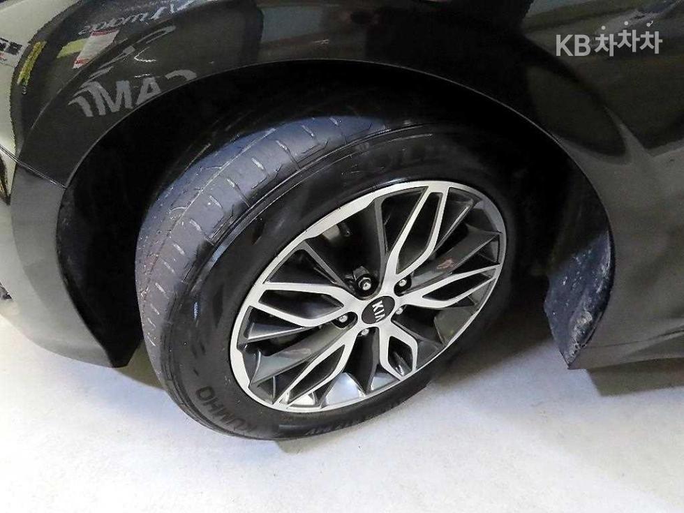 Kia K5 — miniaturë 20