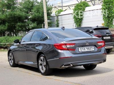 Honda Accord — miniaturë 3